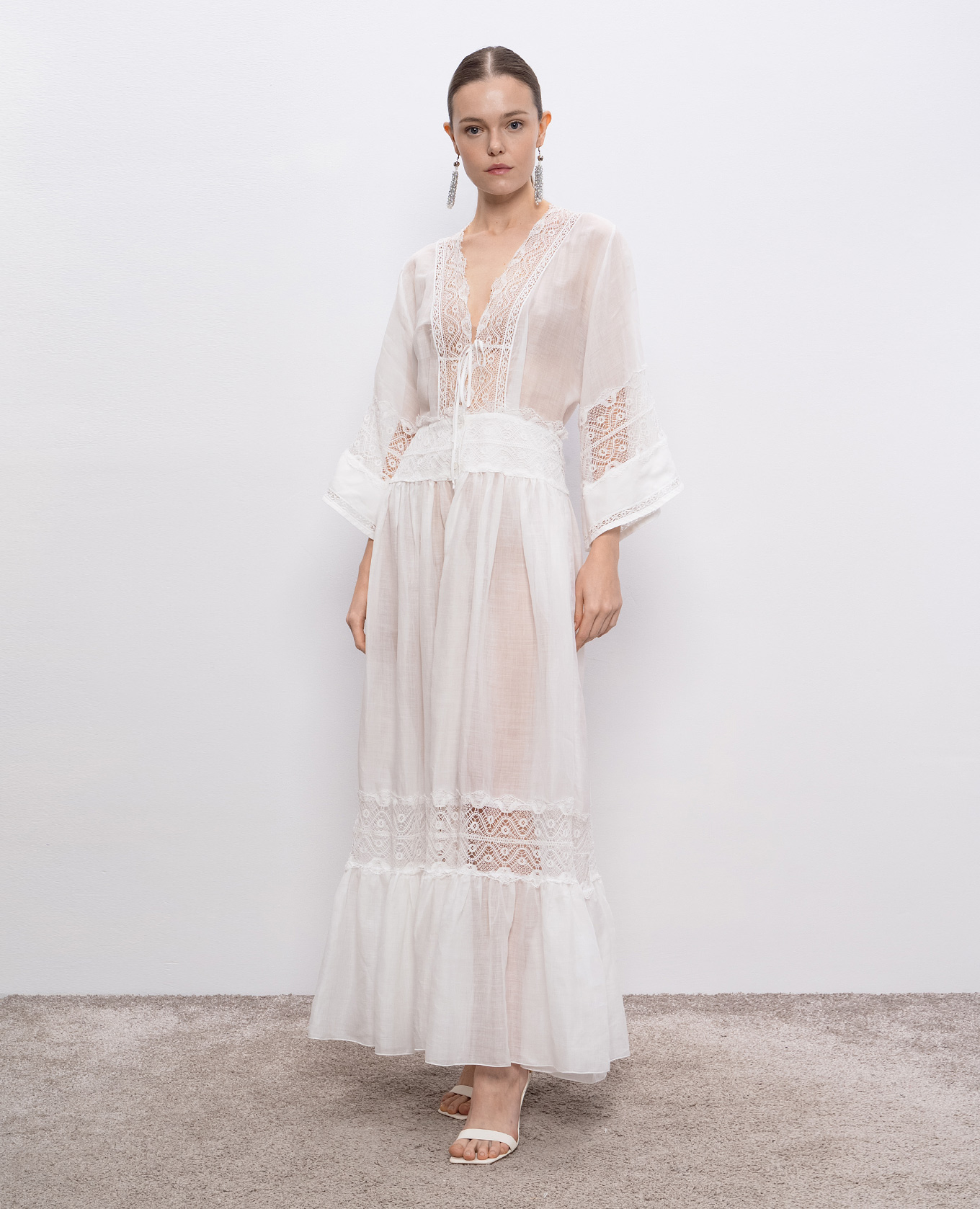 Ermanno Scervino - White lace sash maxi dress D464Q615FWF - shop Ermanno Scervino - White lace sash maxi dress D464Q615FWF - shop